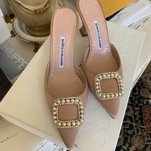 MANOLO BLAHNIK Fabetamu 70 Satin Mules